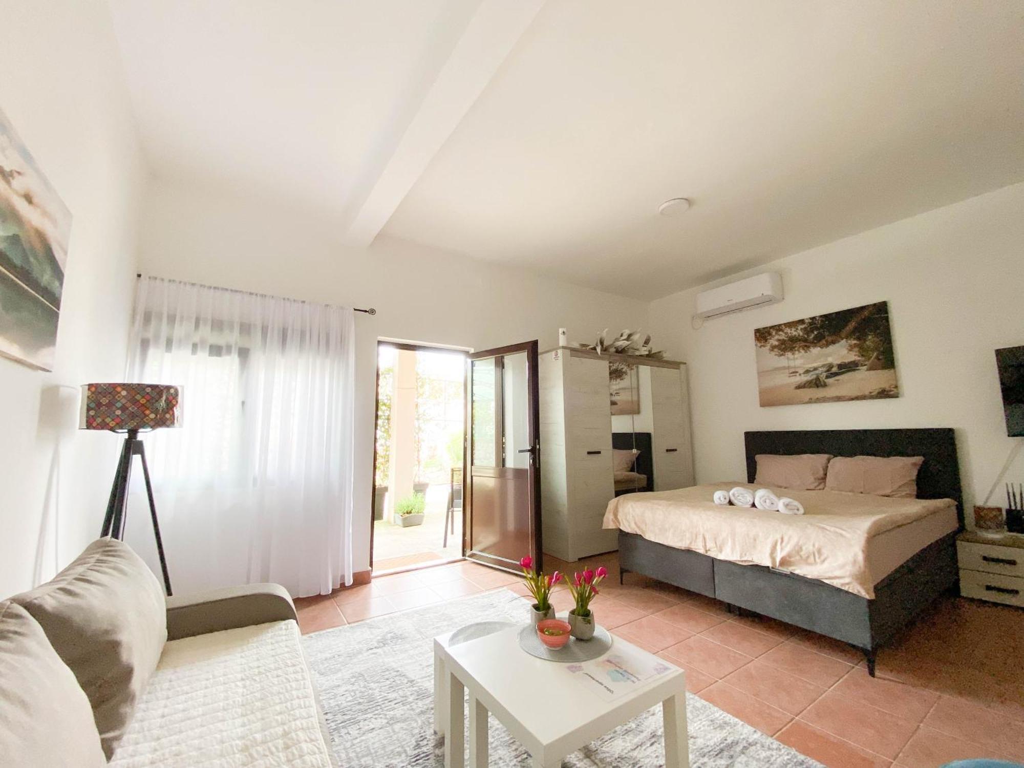 Olive Apartment Подгорица Экстерьер фото